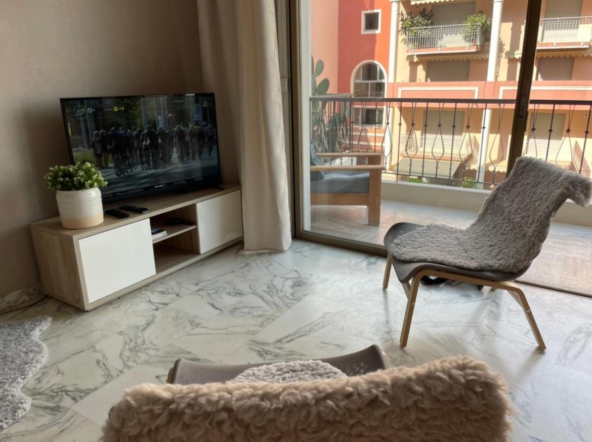 Studio 2 Pers , 40M2 En Bord De Mer Avec Vue Mer Menton Kültér fotó