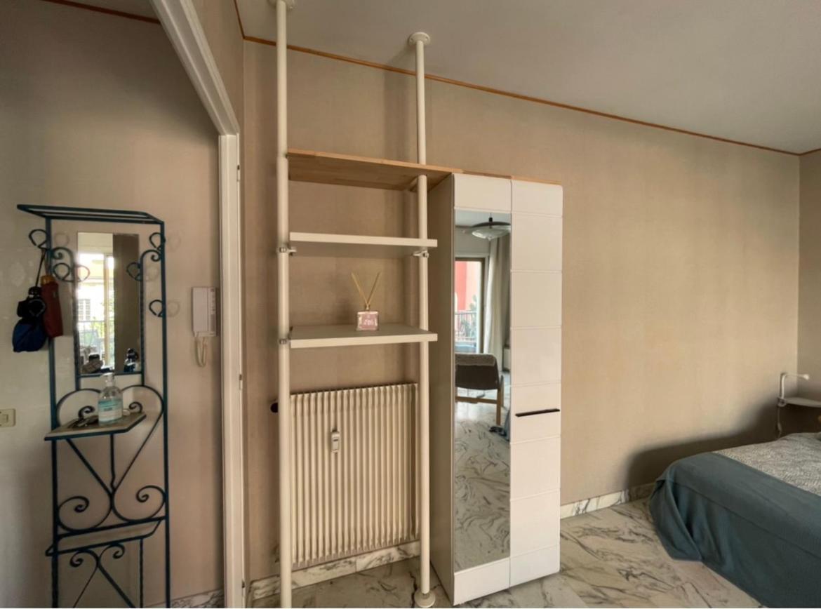 Studio 2 Pers , 40M2 En Bord De Mer Avec Vue Mer Menton Kültér fotó